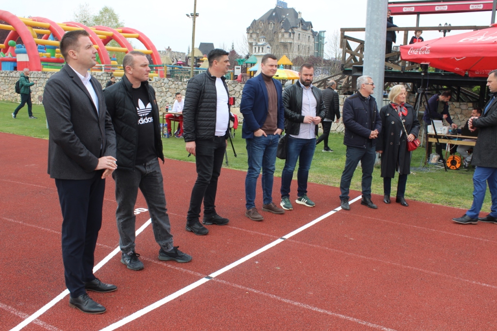 "Trofej Bijeljine" okupio 240 atletičara (FOTO)
