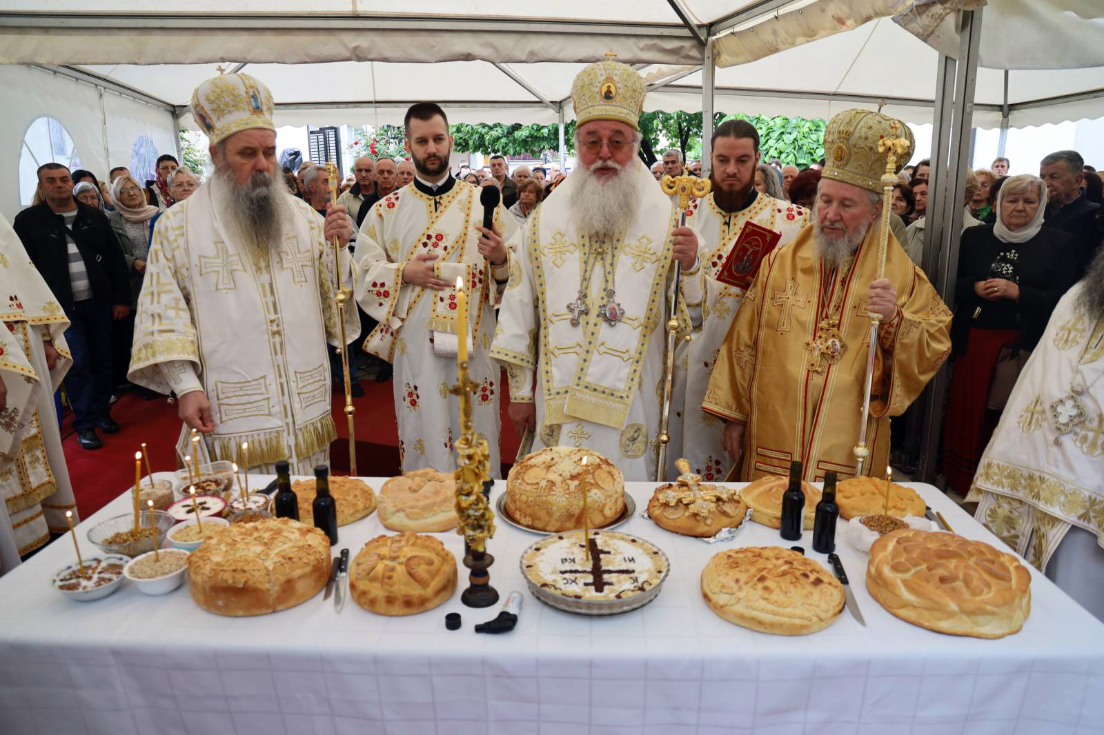 Proslava svetog Vasilija Ostroškog u manastiru u Bijeljini