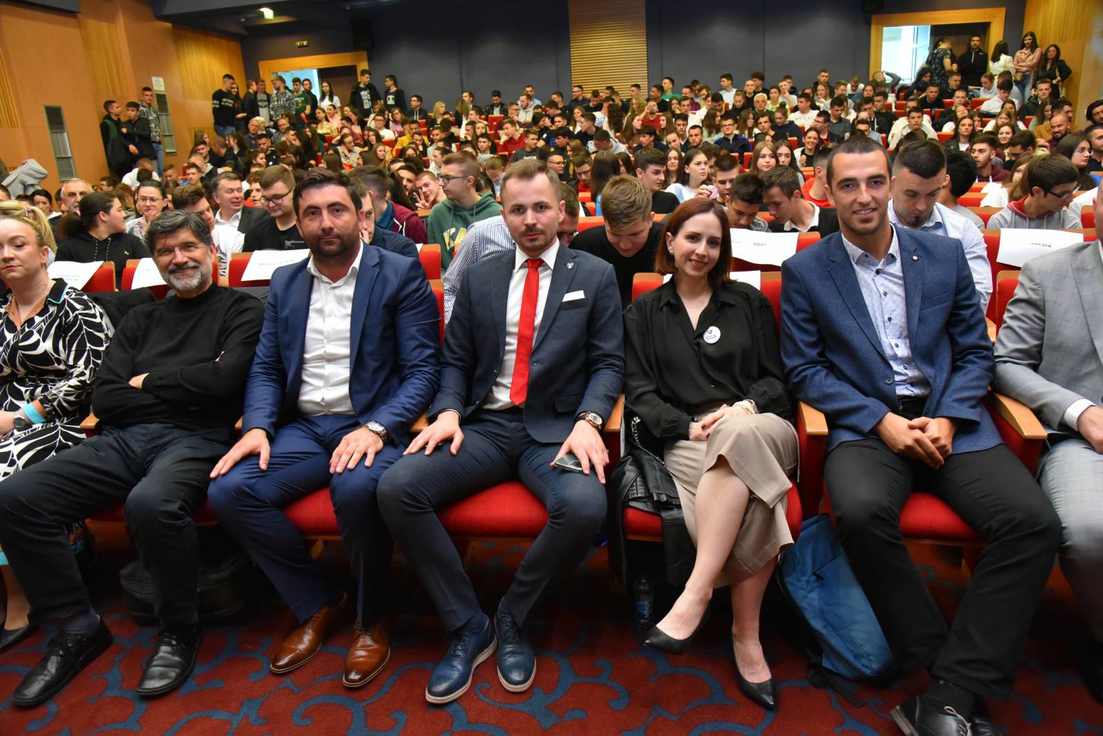 Konferencija „raSTEM“ - Bijeljina okupila velika imena iz oblasti informacionih tehnologija i robotike FOTO
