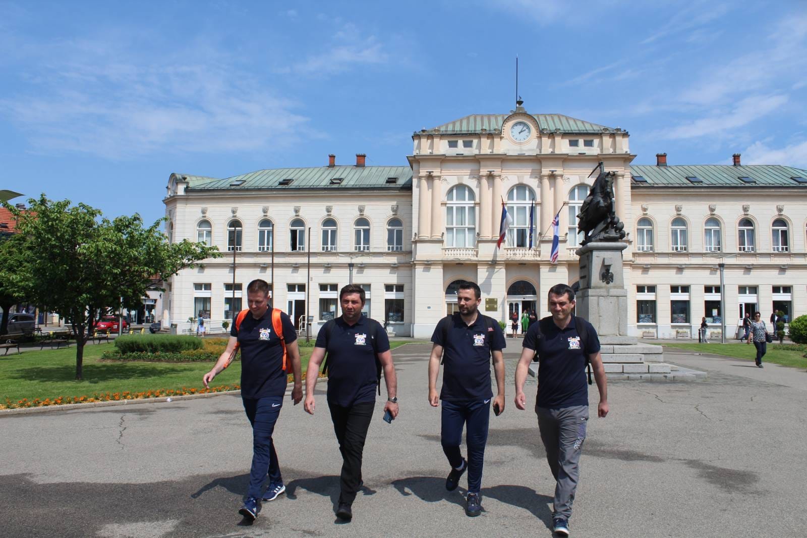 Petrovićev “Marš časti za ozdravljenje Republike Srpske”