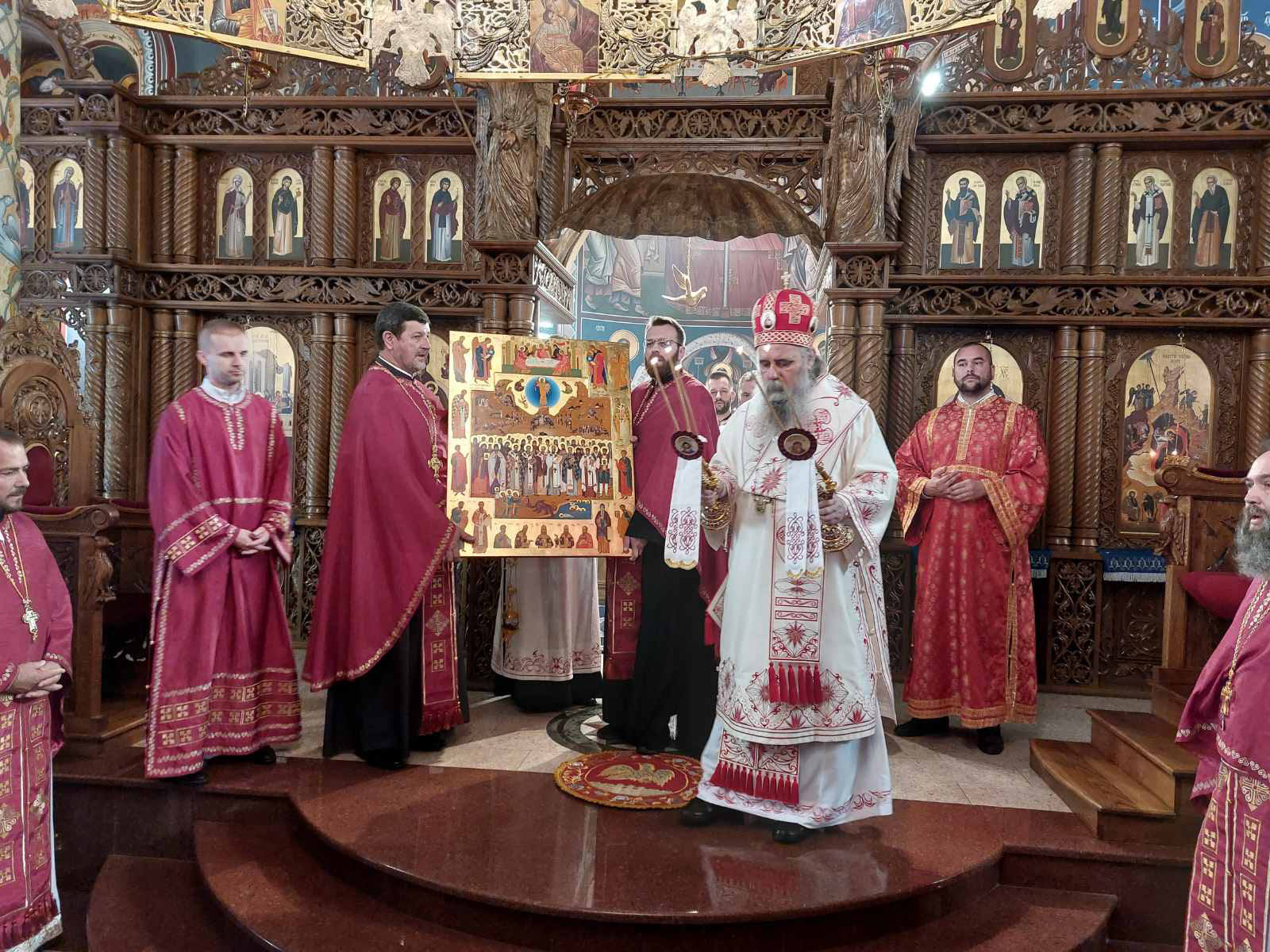 Episkop Fotije služio prvu liturgiju posvećenu Svetim mučenicima zvorničkotuzlanskim