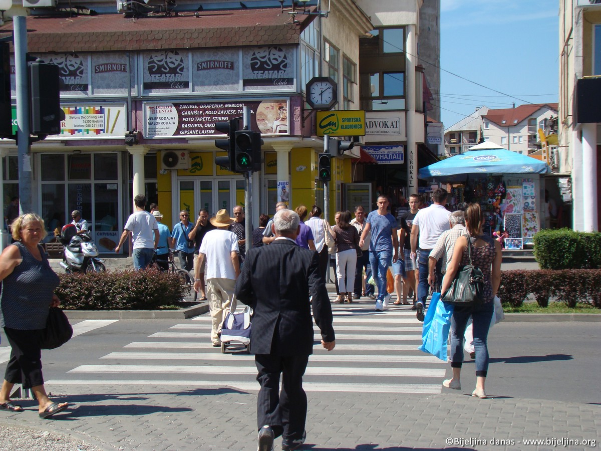 Manje nego lani: U BiH skoro 350.000 nezaposlenih građana