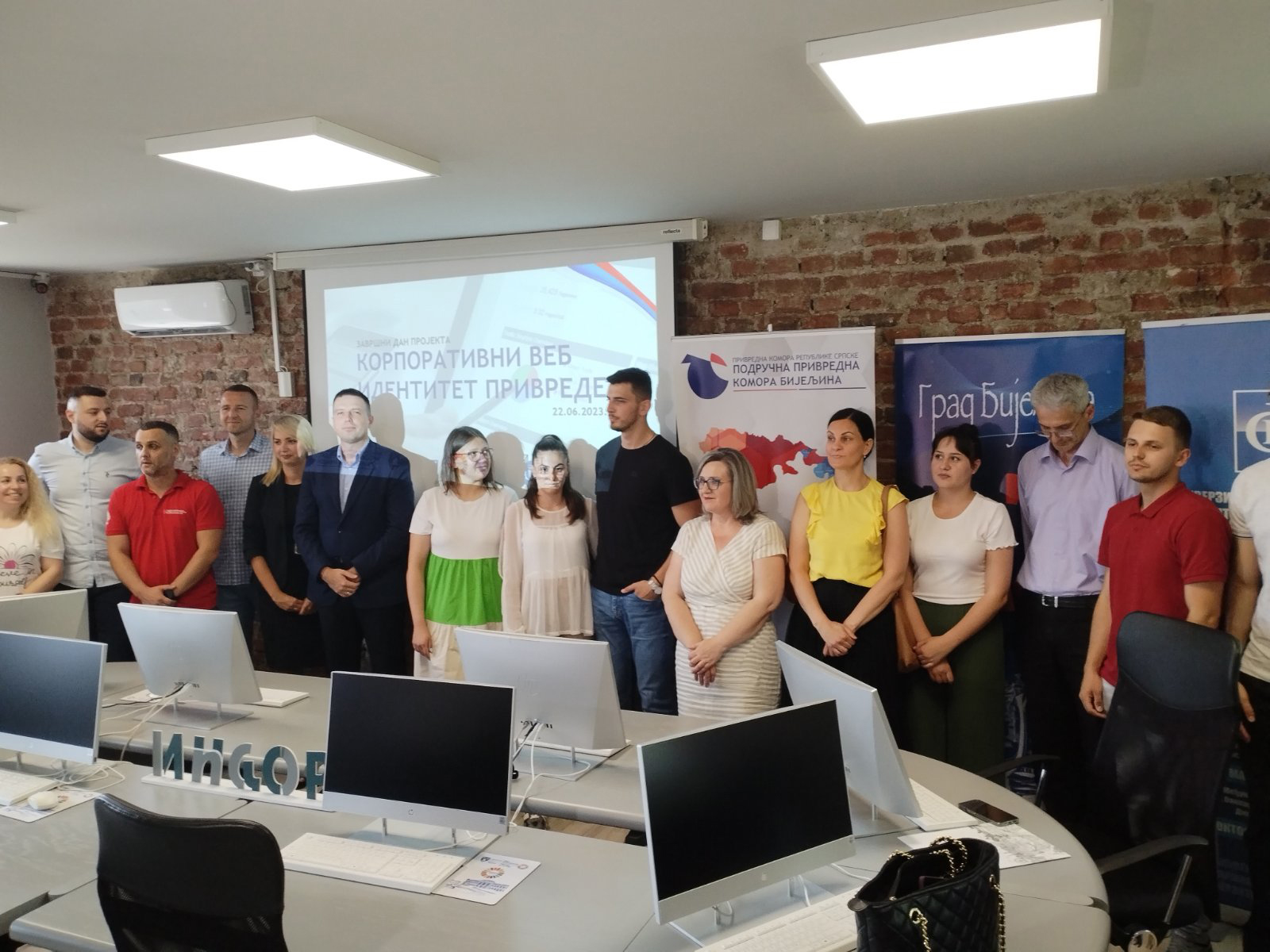 Bijeljina: Besplatno urađeni veb sajtovi za 10 privrednih društava i organizacija