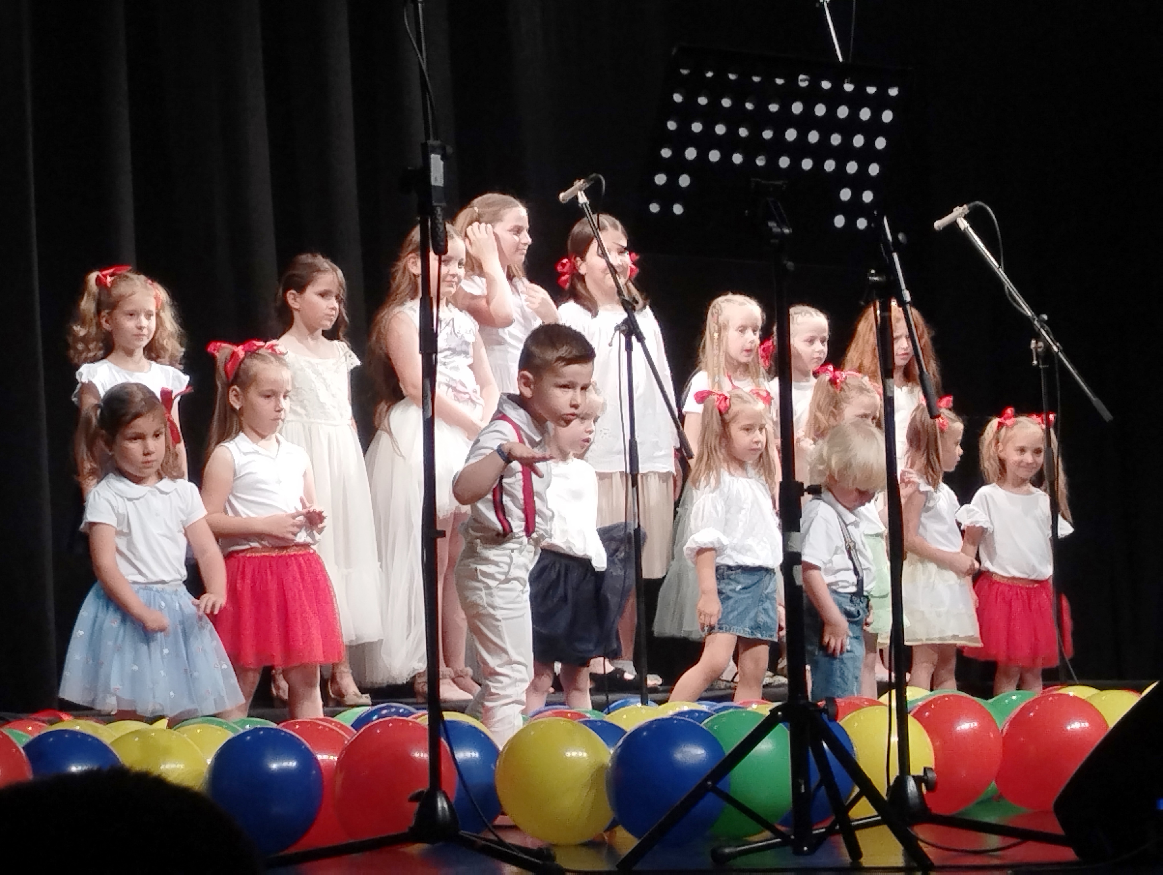 ČAROLIJA u ritmu muzike za ples FOTO/VIDEO