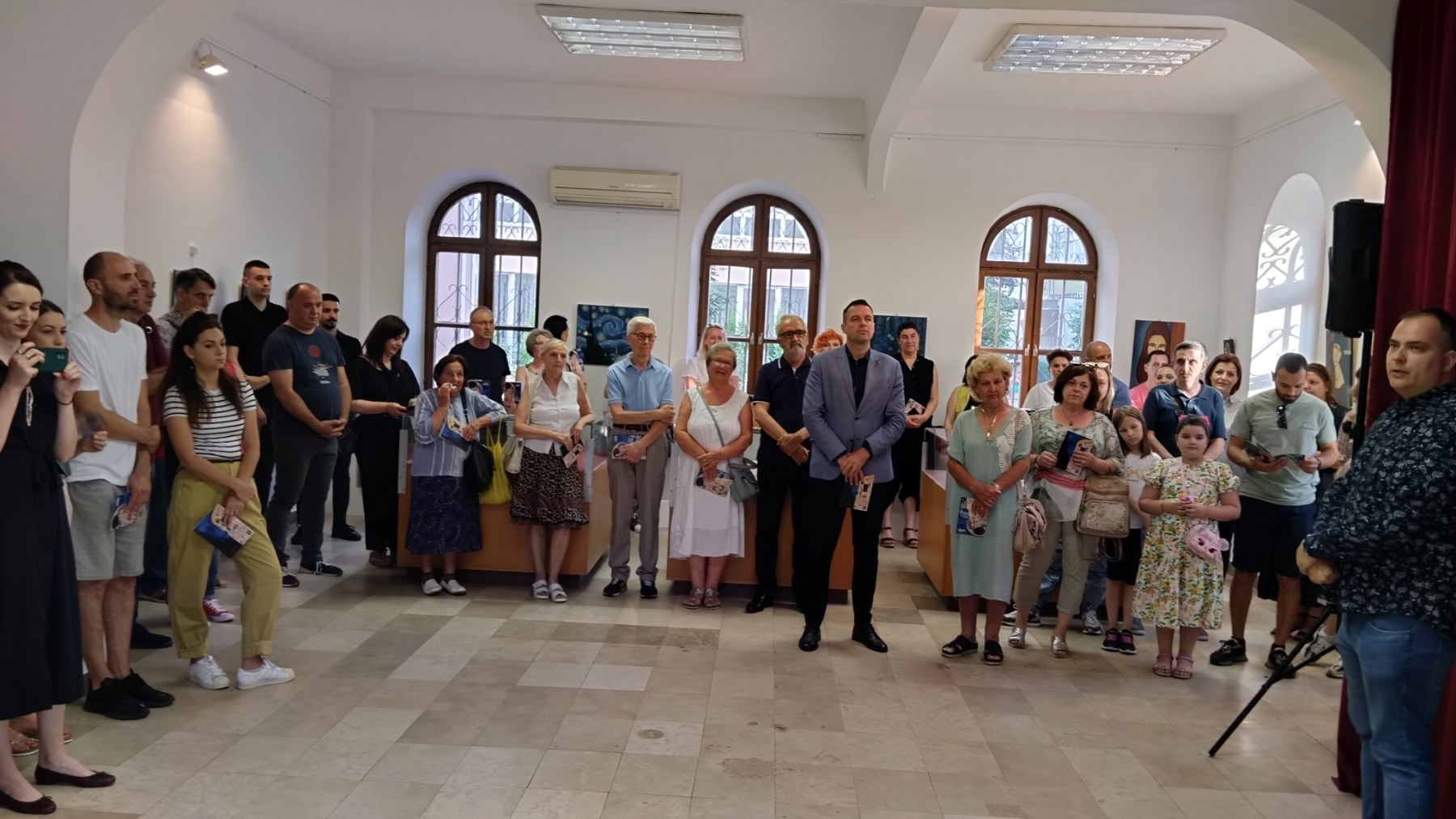 Otvorena izložba Mirne Jovanović "Zapad u istočnom ruhu"