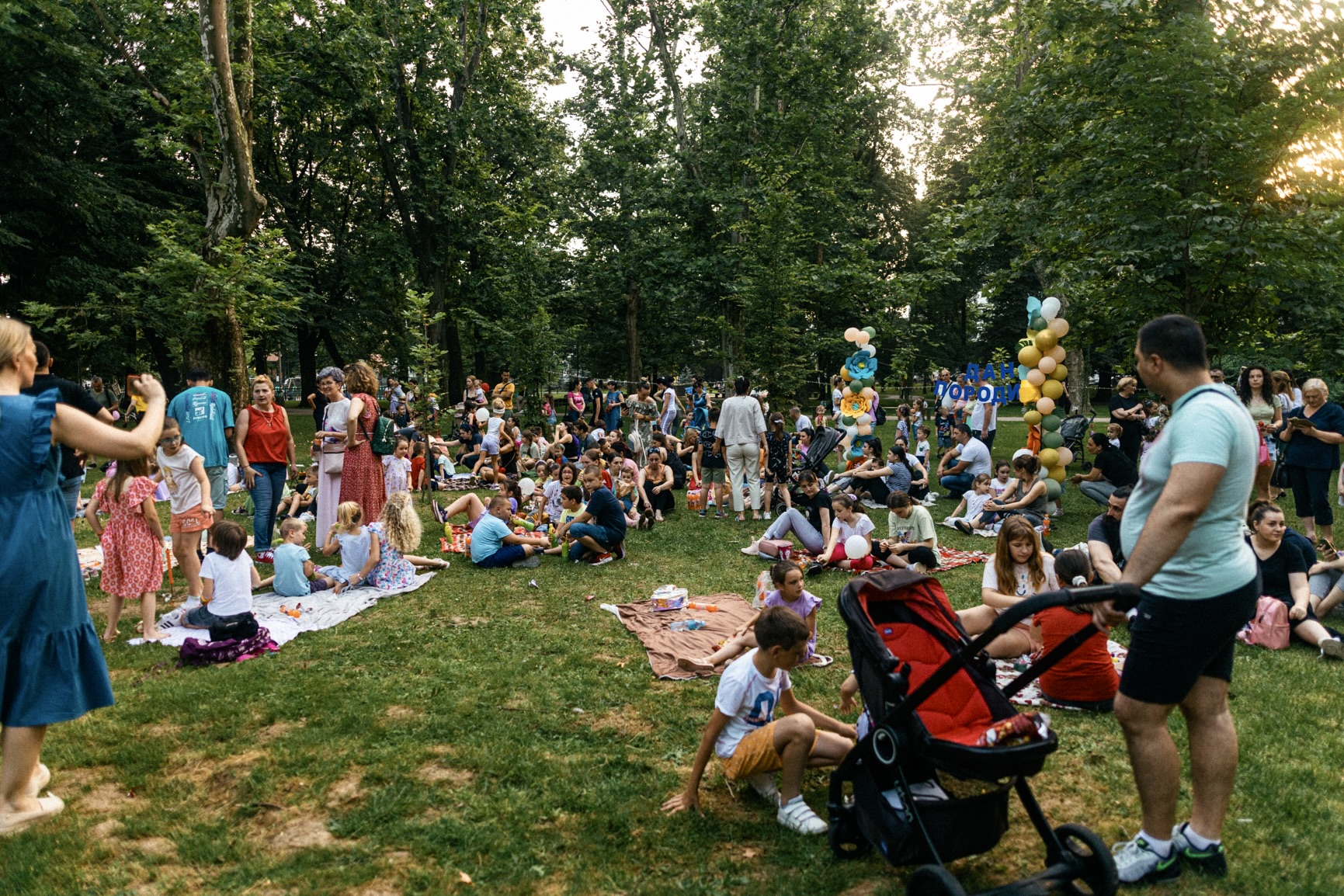 Piknik uz "Petra Pana" okupio porodice u Gradskom parku FOTO