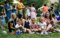 Piknik uz "Petra Pana" okupio porodice u Gradskom parku FOTO