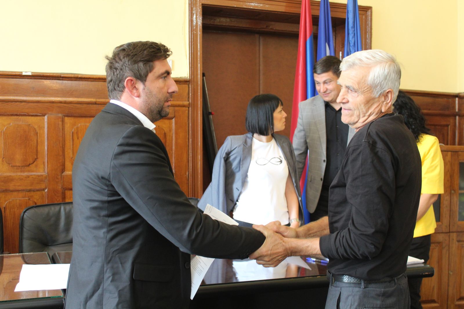 Gradonačelnik Petrović potpisao ugovore sa pripadnicima boračke populacije