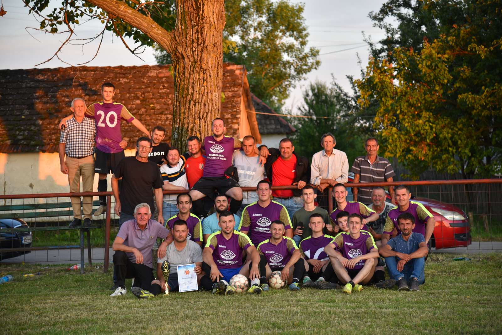 Njegujući sjećanje na velikana: Održan turnir u čast Branka Stevića FOTO