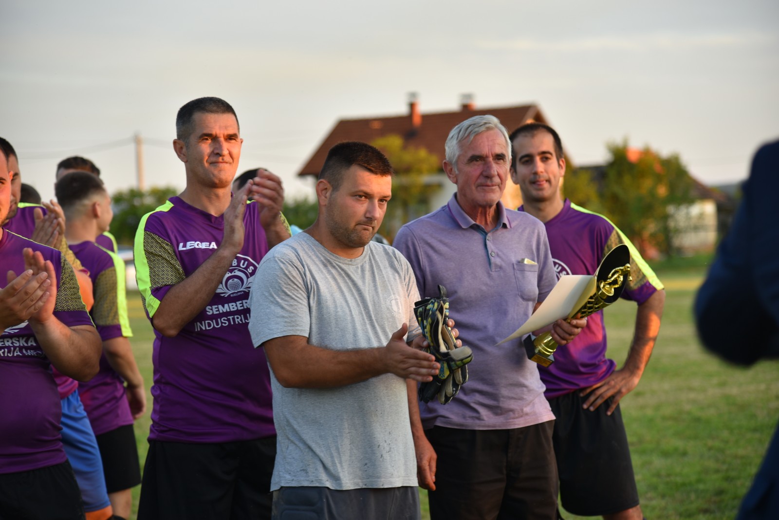 Njegujući sjećanje na velikana: Održan turnir u čast Branka Stevića FOTO