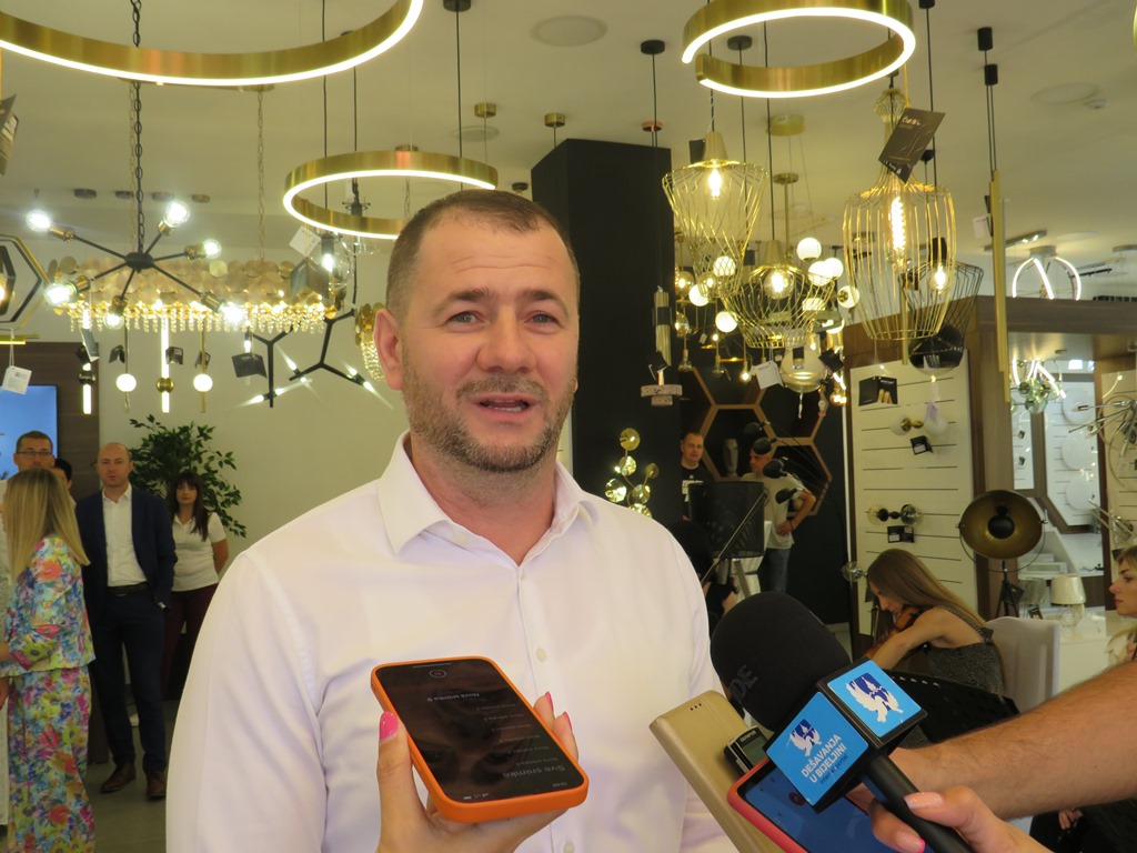 Svečano otvoren novi MASS Light salon rasvjete u Bijeljini
