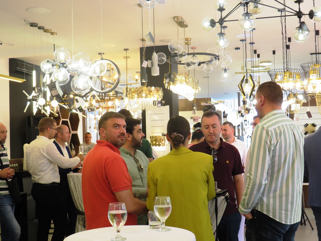 Svečano otvoren novi MASS Light salon rasvjete u Bijeljini