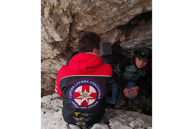 Britanski turisti upali u procijep u Nacionalnom parku "Sutjeska", spasla ih gorska služba (FOTO)