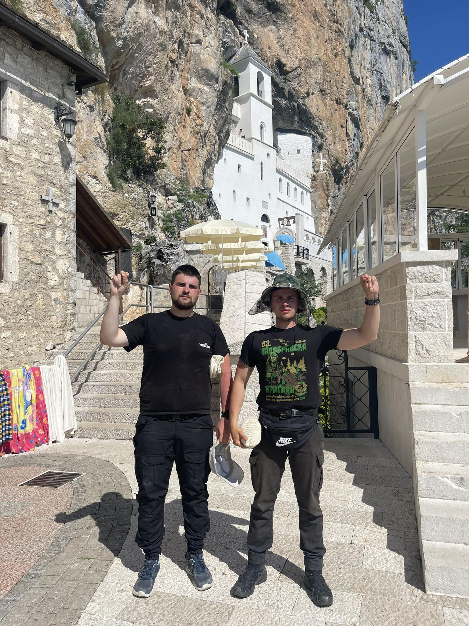 Ognjen i Srđan iz Bijeljine STIGLI NA OSTROG - nakon 15 dana hoda!