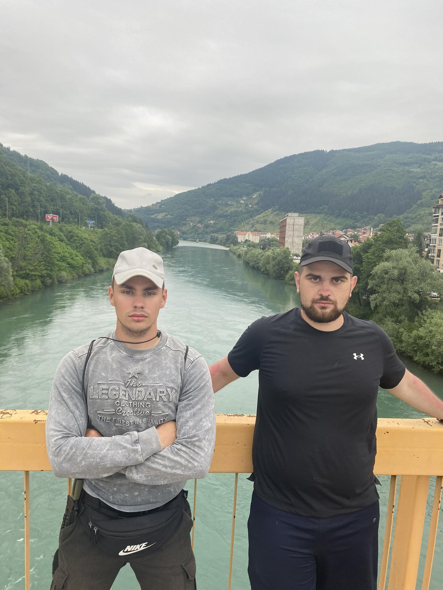 Ognjen i Srđan iz Bijeljine STIGLI NA OSTROG - nakon 15 dana hoda!