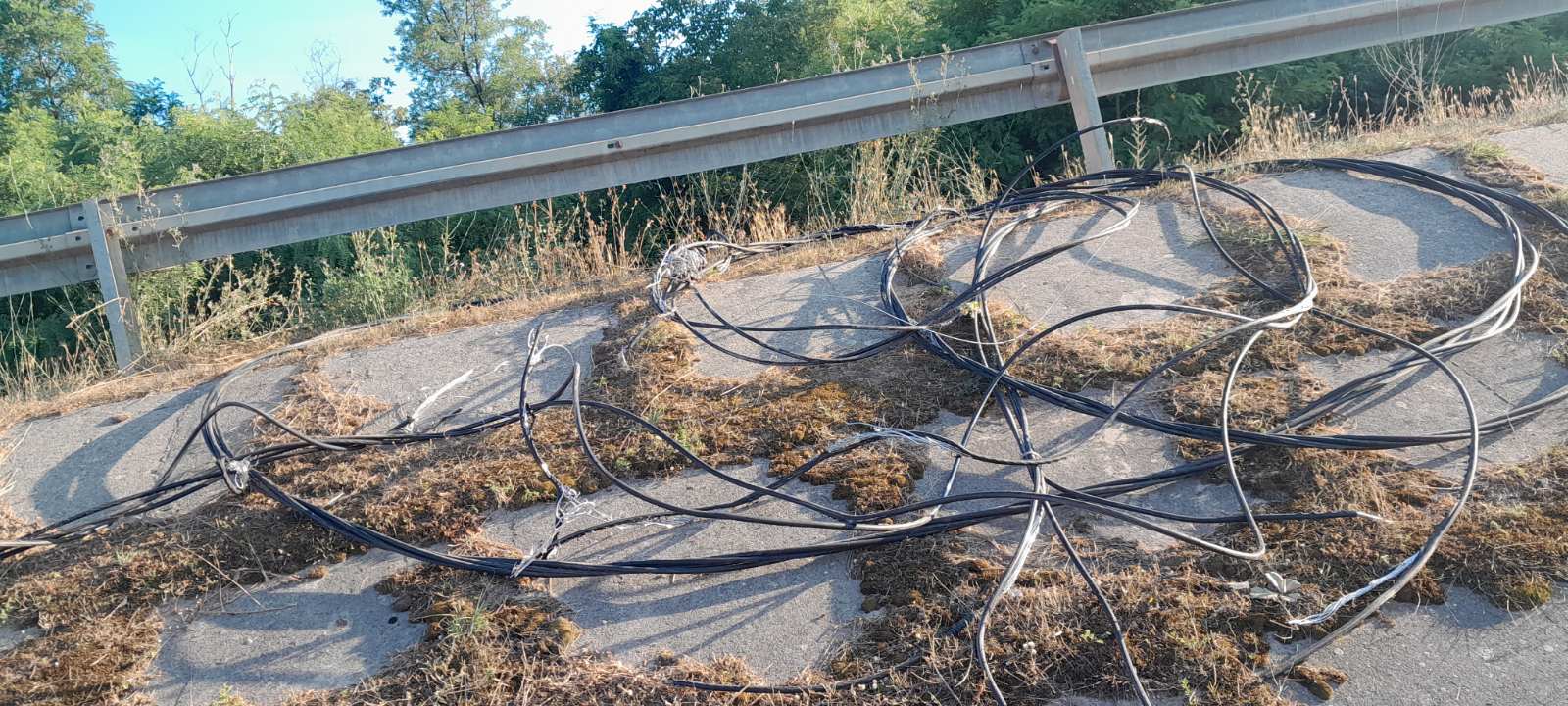 Elektro-Bijeljina: Dalekovodi i mreža u lošem stanju, molimo građane za stpljenje FOTO