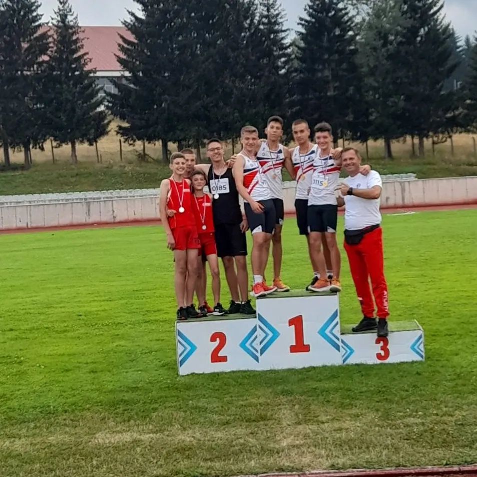 Dvanaest medalja za AK "Atletik" na prvenstvu RS za seniore i starije pionire