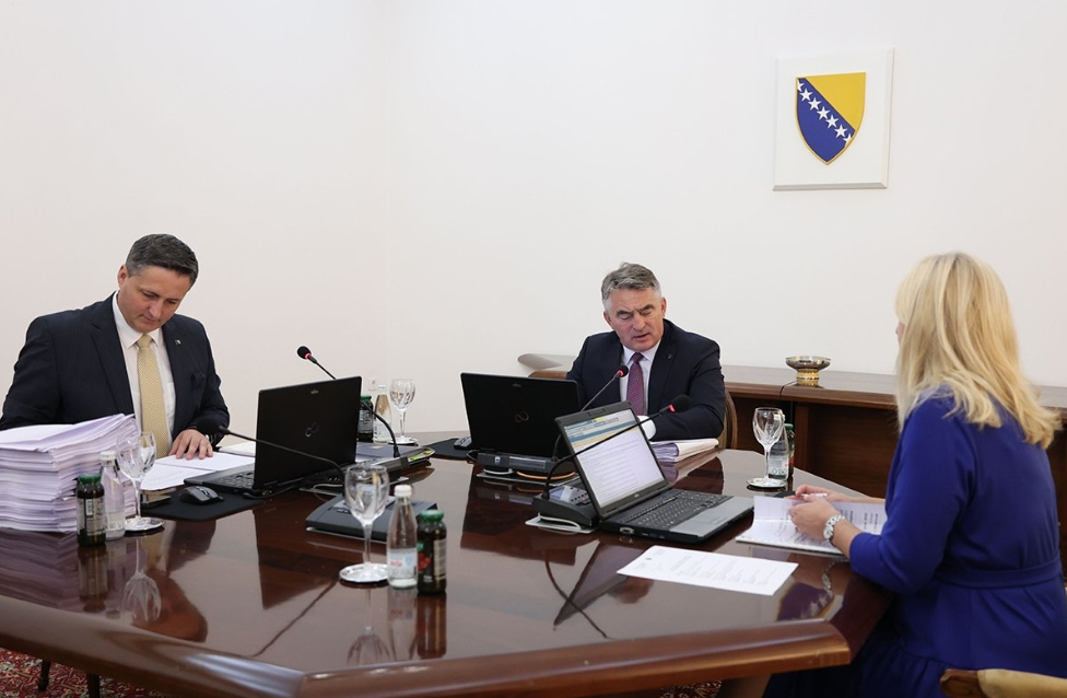 Saglasnost za konzulat Srbije u Bijeljini, Bećirović protiv