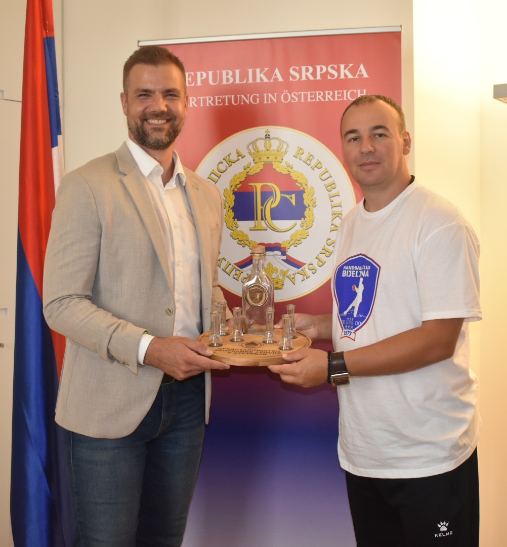 Prijem za rukometaše u predstavništvu Republike Srpske u Beču FOTO
