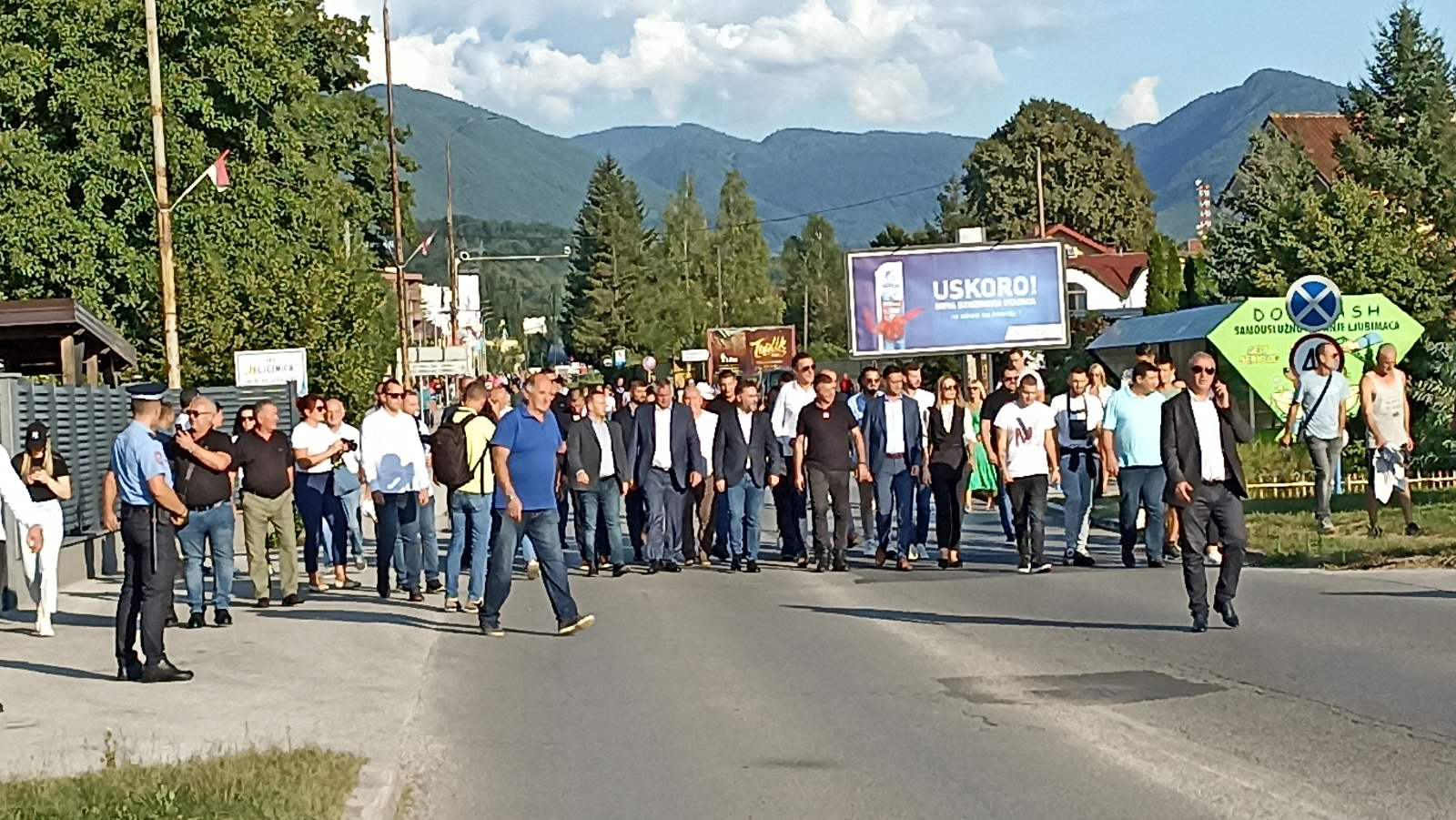 Počeo skup u znak podrške institucijama Srpske