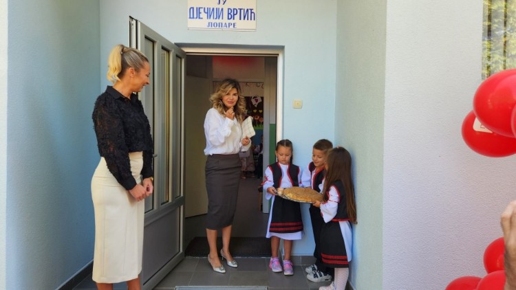Donirana sredstva za uređenje igrališta u vrtiću u Loparama