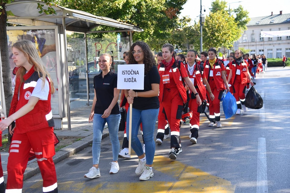 MLADI LJUDI NAŠA NAJJAČA SNAGA Volonteri Crvenog krsta na Državnom prvenstvu u Bijeljini FOTO