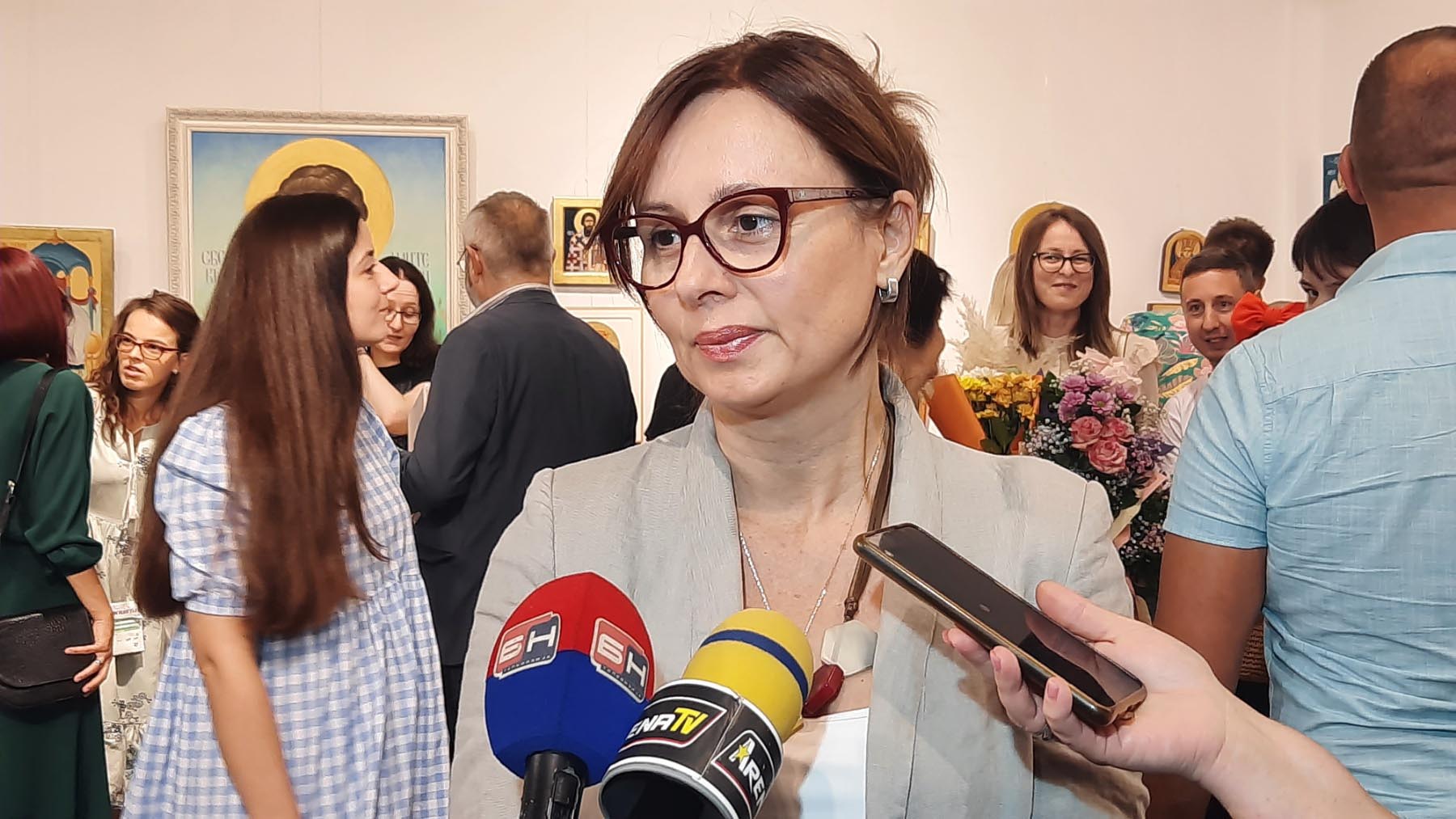 Na izložbi oko 200 radova učenika i nastavnika umjetničke škole "Odigitrija"