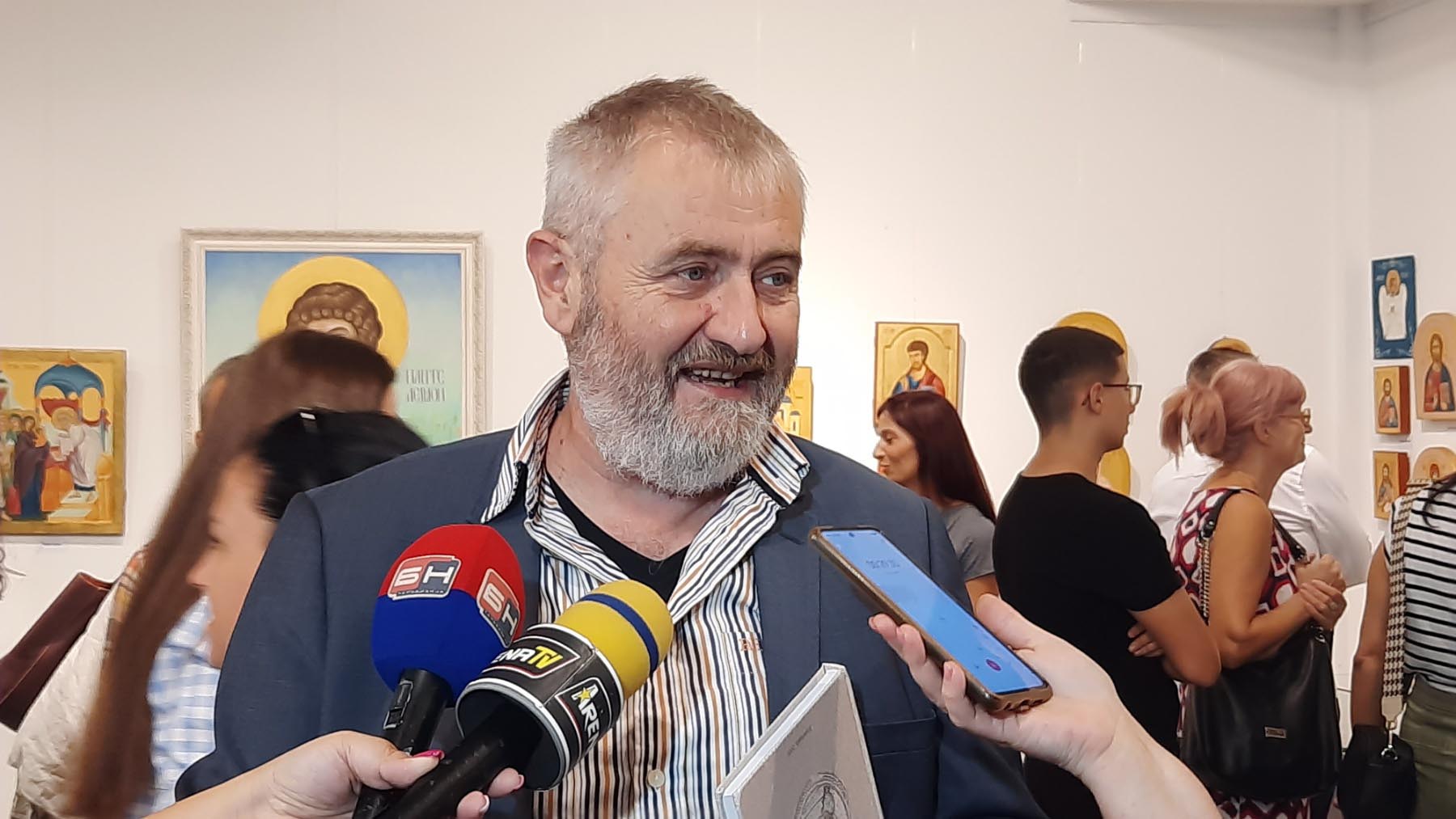 Na izložbi oko 200 radova učenika i nastavnika umjetničke škole "Odigitrija"