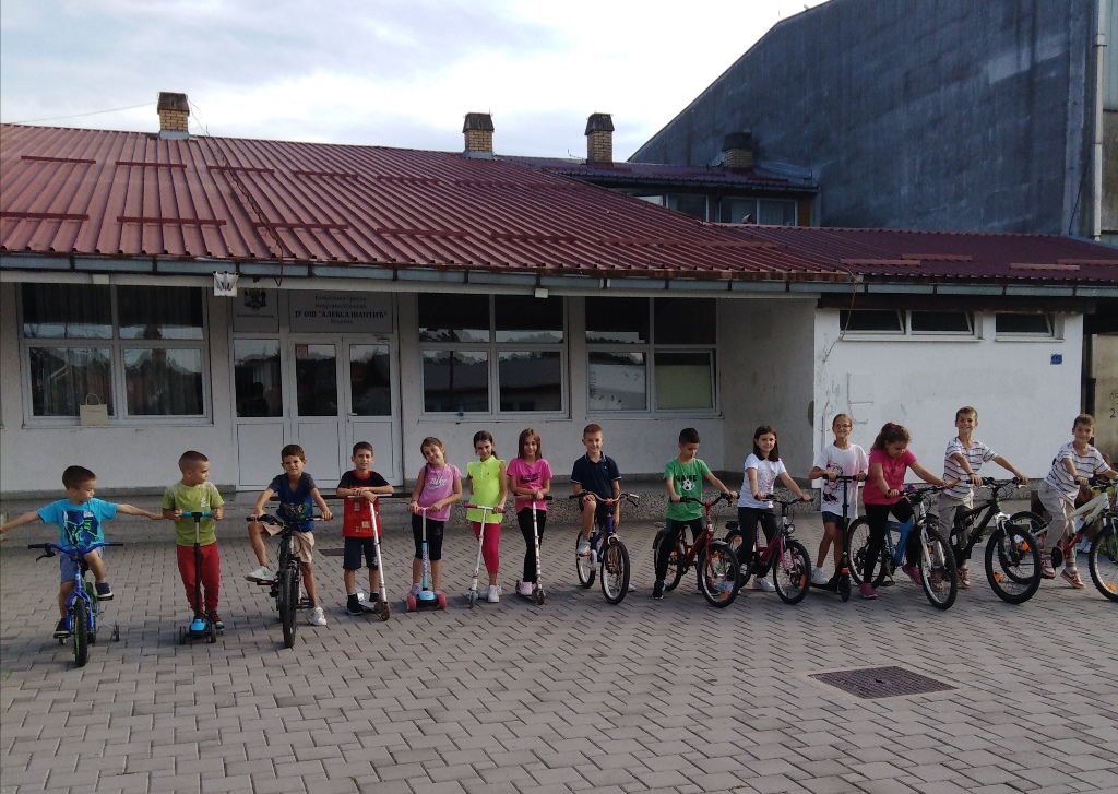 Ugljevik: Učenici vožnjom bicikala i trotineta obilježili "Evropsku nedjelju mobilnosti"
