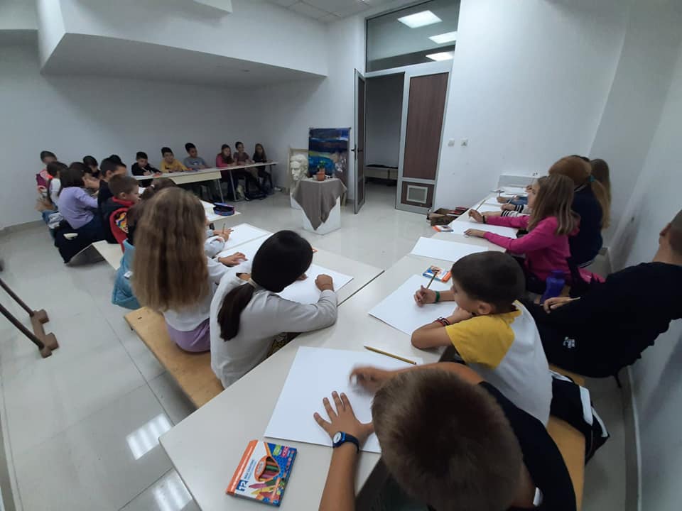 "Sedmica crtanja" u Galeriji Centra za kulturu Bijeljina (FOTO)