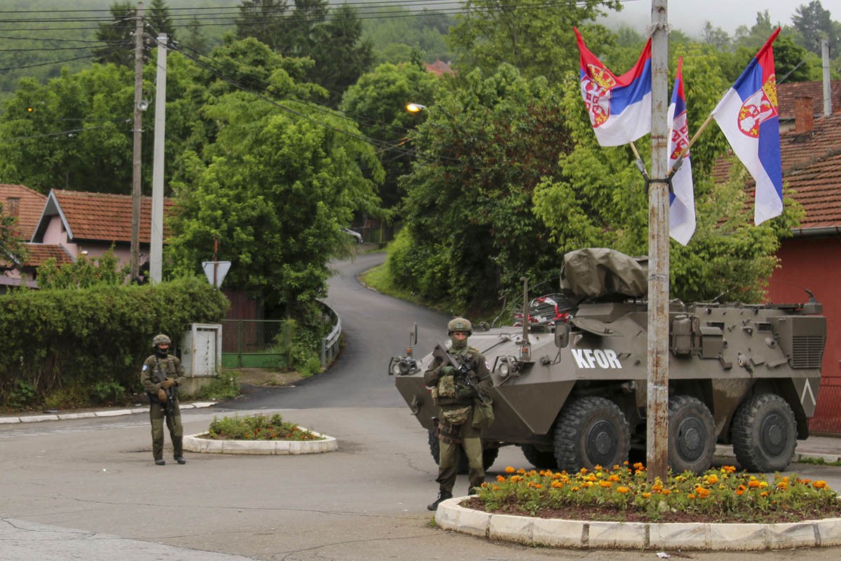 200 britanskih vojnika stiže na KiM, KFOR dobija pojačanje