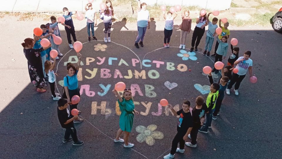 Osnovna škola u Donjoj Trnovi obilježila Dječiju nedjelju FOTO