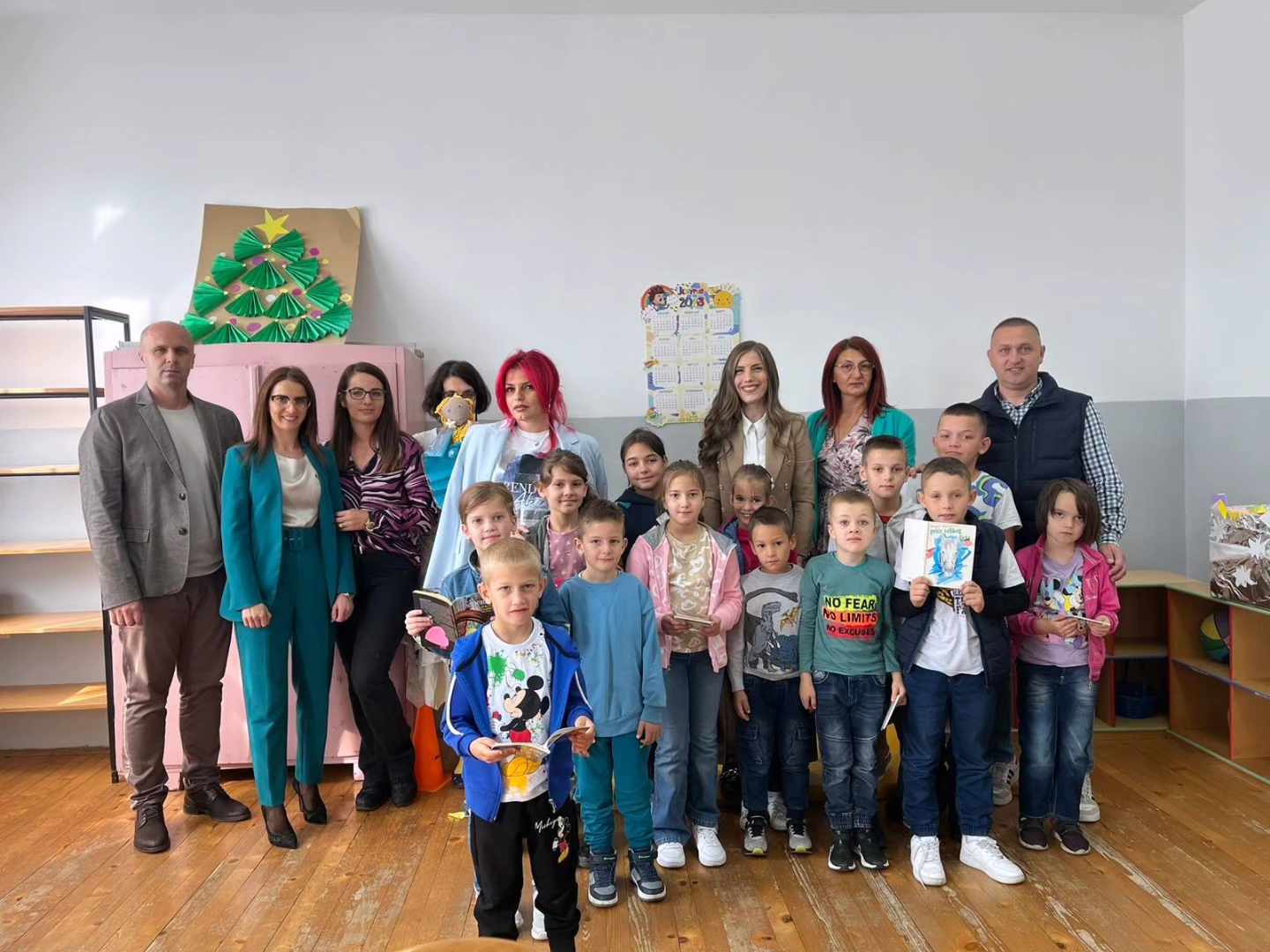 Povodom Dana bibliotekara poklonjene knjige djeci iz Čengića