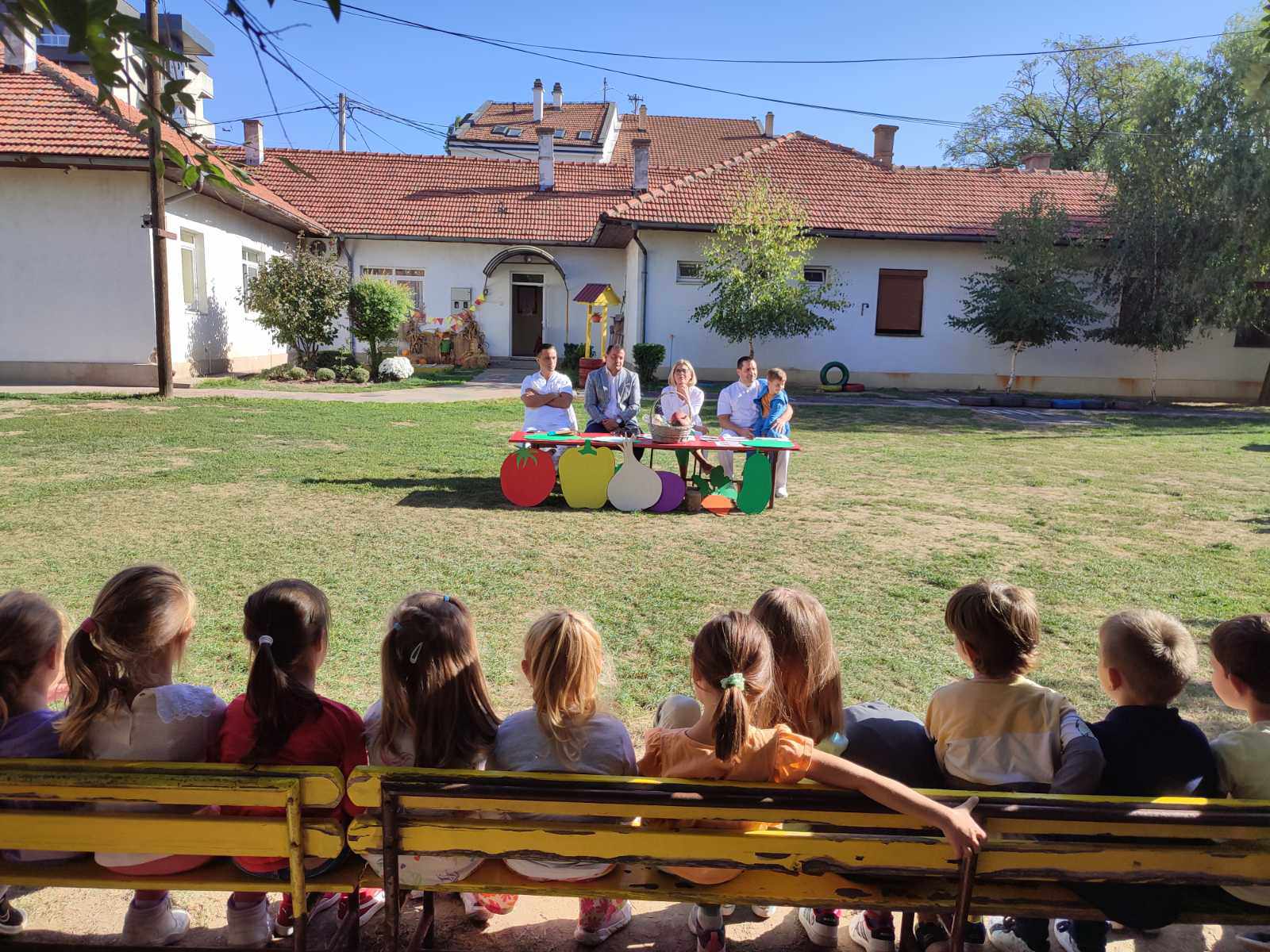 Posjeta ljekara Doma zdravlja vrtiću "Čika Jova Zmaj" FOTO
