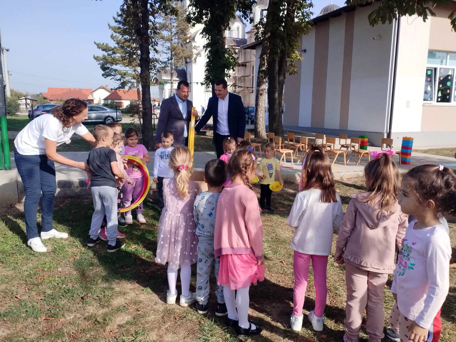 Đurđević poklonio sportske rekvizite mališanima iz vrtića “Čika Jova Zmaj”