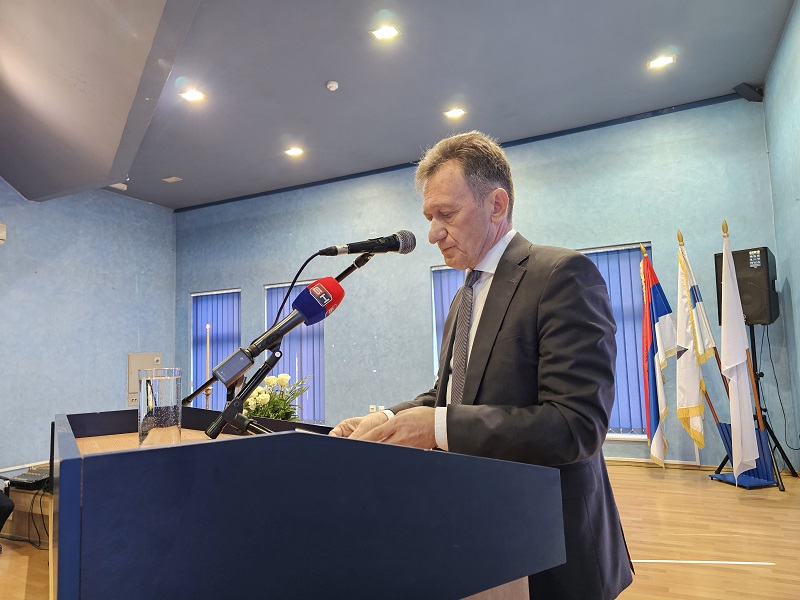 Dirljiv ispraćaj profesora Đoke Simića: Život posvetio zavičaju