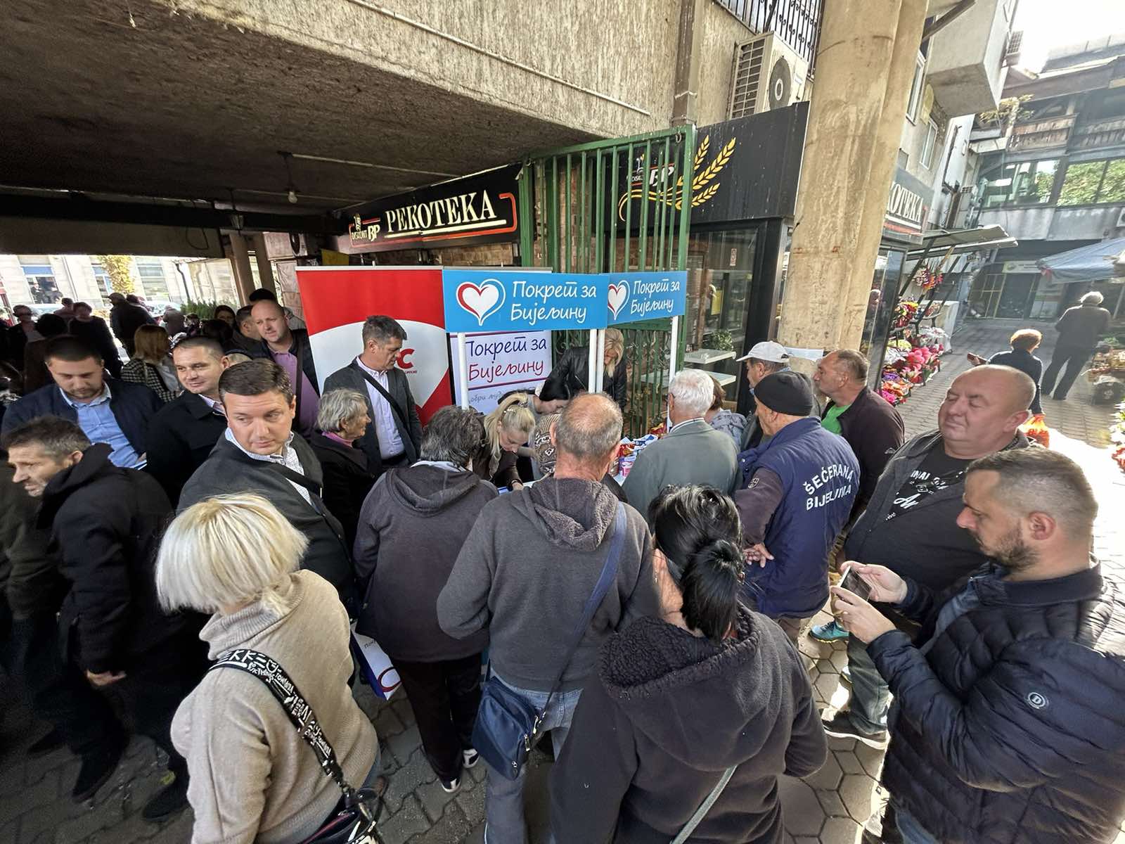Počela akcija GO Pokret za Bijeljinu i GO SPS: Kupujmo iz Semberije