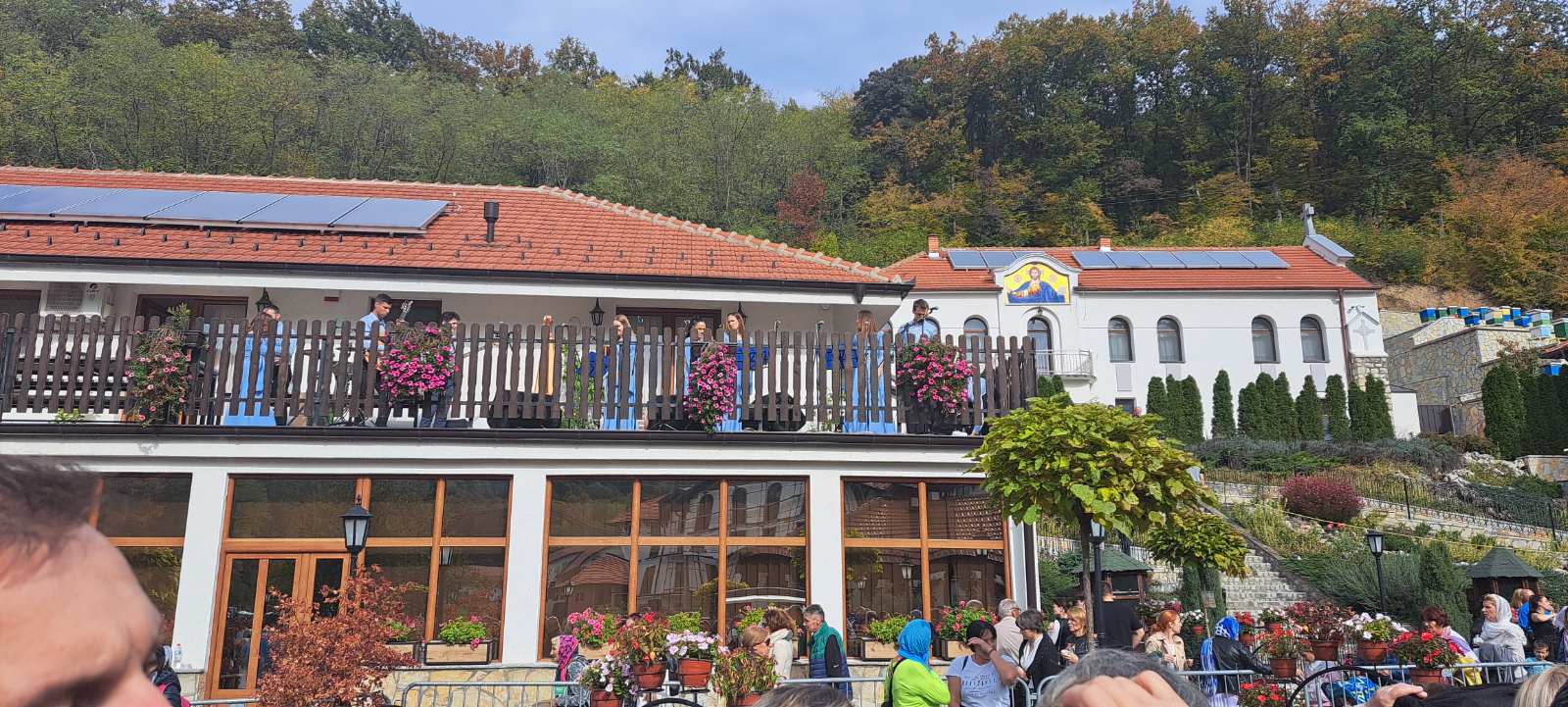 Opština Donji Žabar organizovala posjetu manastiru Tumane za vjernice sa ove opštine