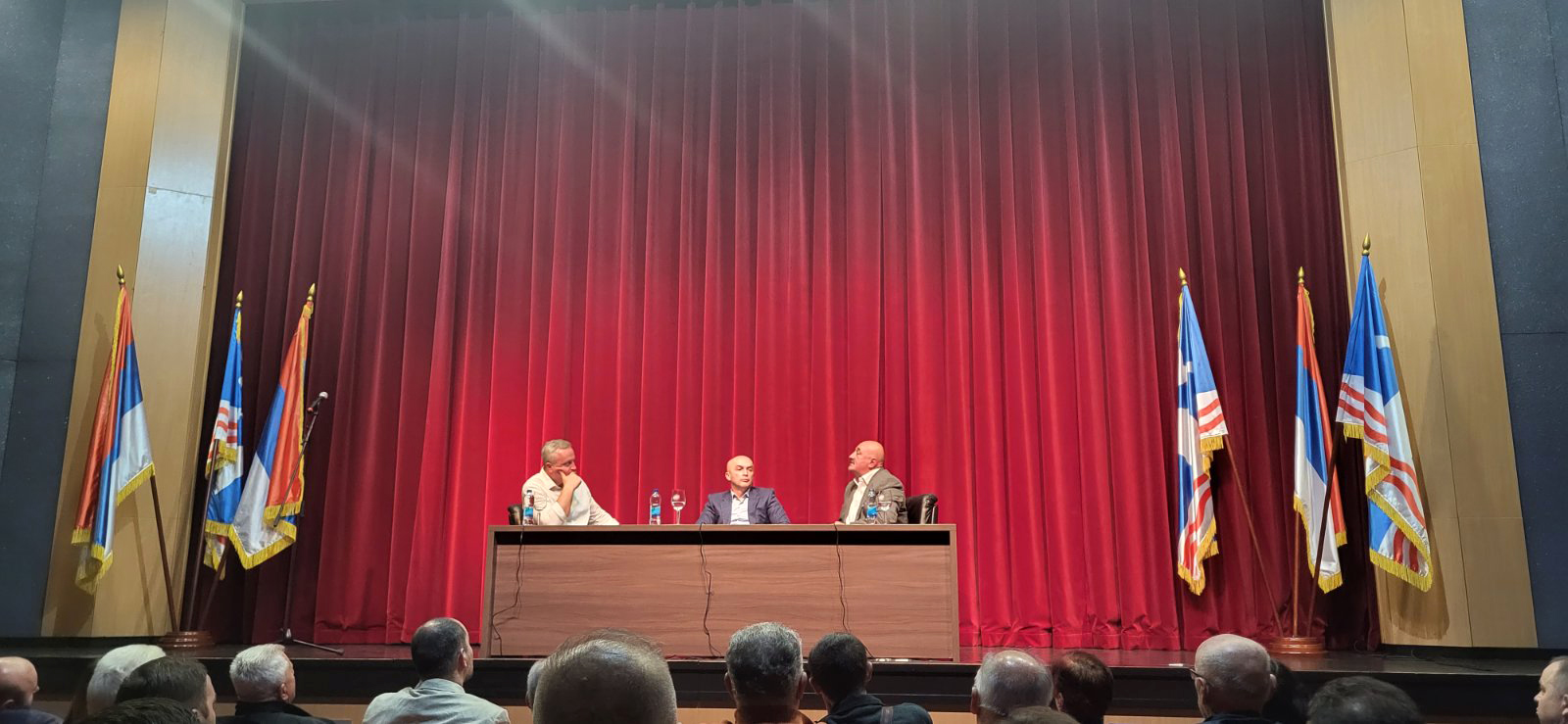 U Bijeljini održana panel-diskusijia "Suđenje Republici Srpskoj"