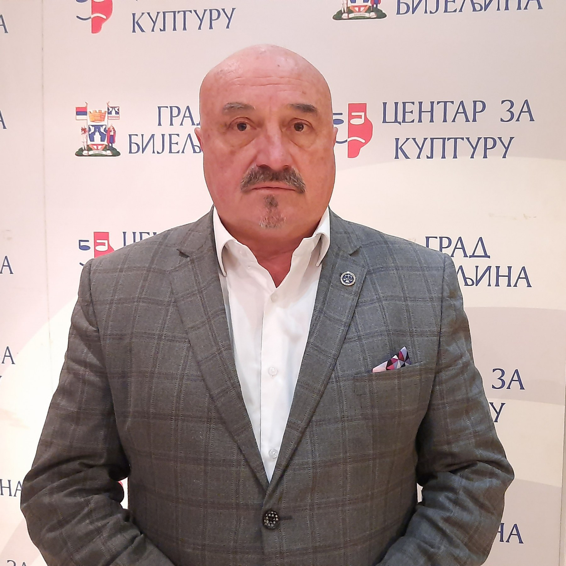 U Bijeljini održana panel-diskusijia "Suđenje Republici Srpskoj"