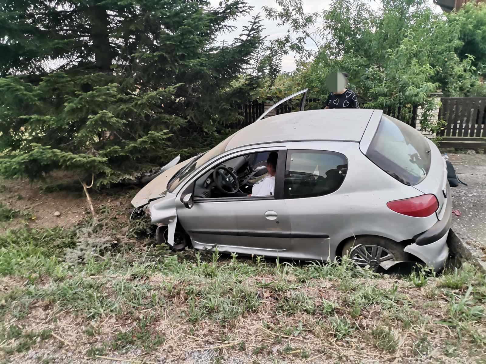 Apel stanovnika Glogovca: Ugrožena bezbjednost pješaka (FOTO)