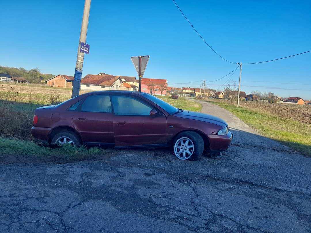 Apel stanovnika Glogovca: Ugrožena bezbjednost pješaka (FOTO)