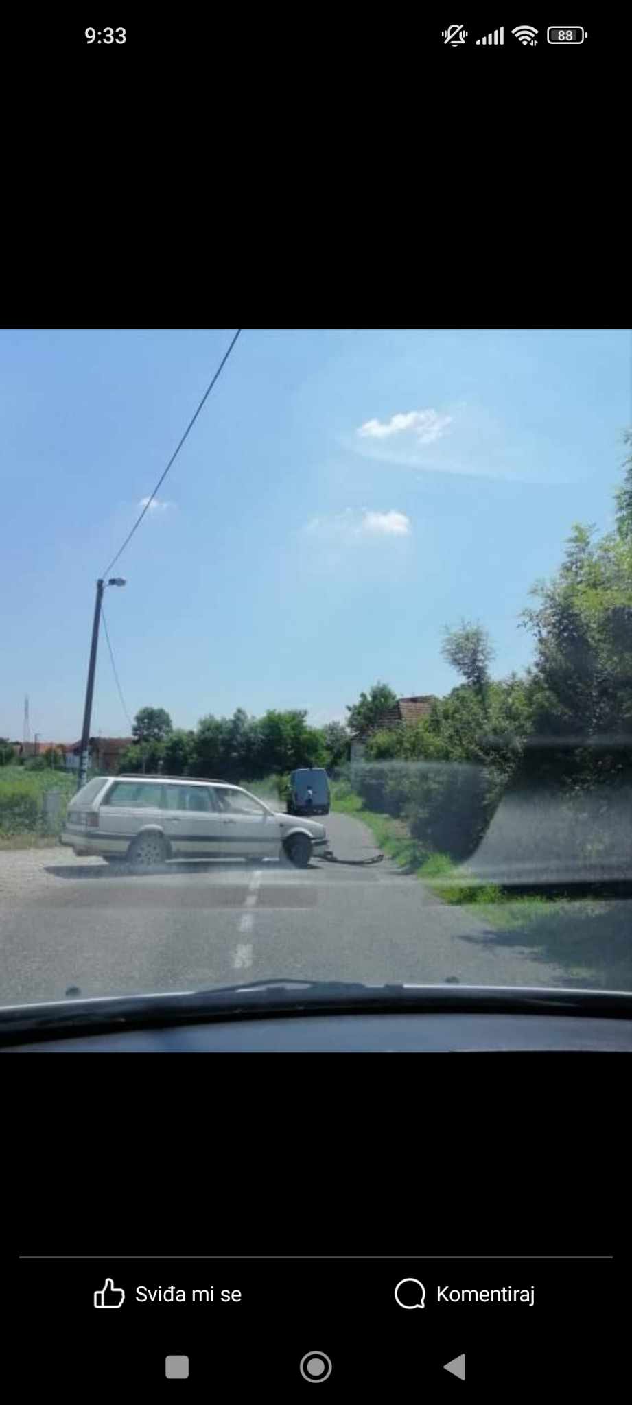 Apel stanovnika Glogovca: Ugrožena bezbjednost pješaka (FOTO)