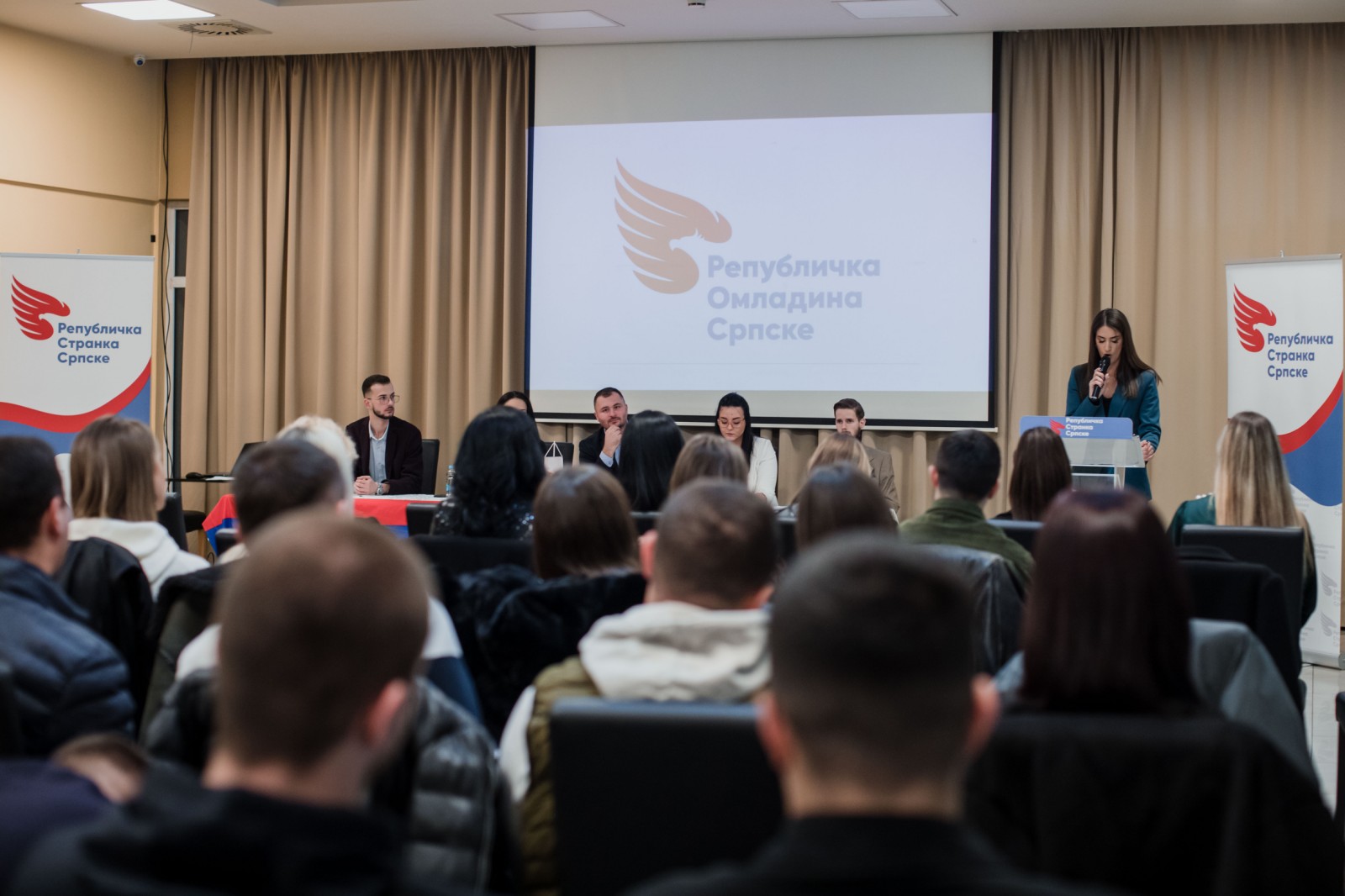 Profesorica Srpskog jezika Ana Bajić na čelu Aktiva mladih RSS Bijeljina!
