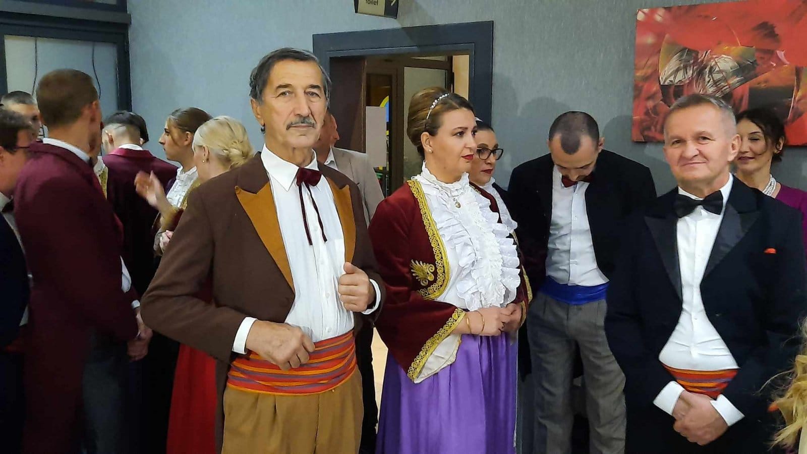 Bijeljinski bal u čast Jovana Dučića i njegove ljubavi Magdalene Živanović FOTO/VIDEO