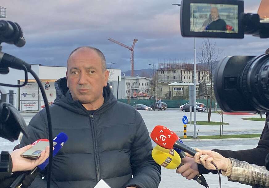 Crnadak: Višković nastavlja da bude najveći zaštitnik mutnih poslova