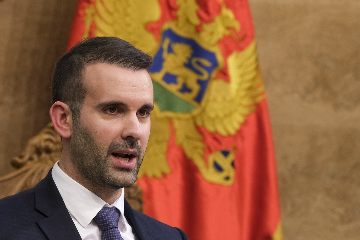 Imovinski karton premijera Crne gore: Račun u banci, automobil i kriptovalute