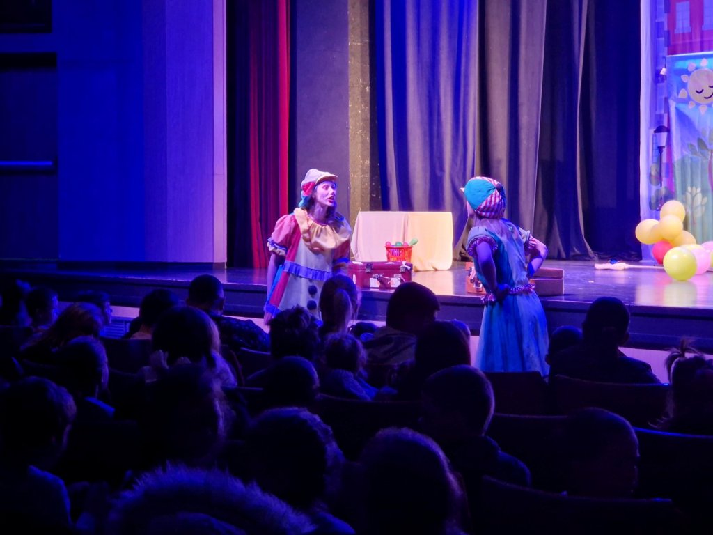 „Luckasti klovnovi“ obradovali najmlađu publiku