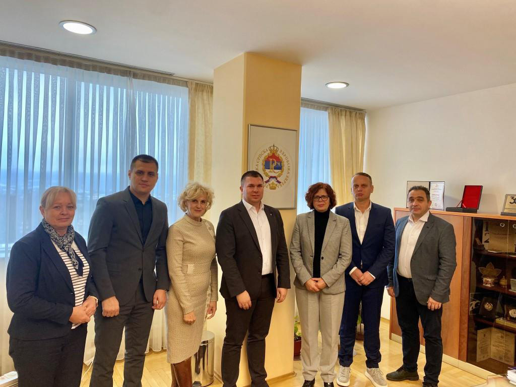 Jujićeva i Jović potpisali sporazum o elektronskoj razmjeni podataka (FOTO)