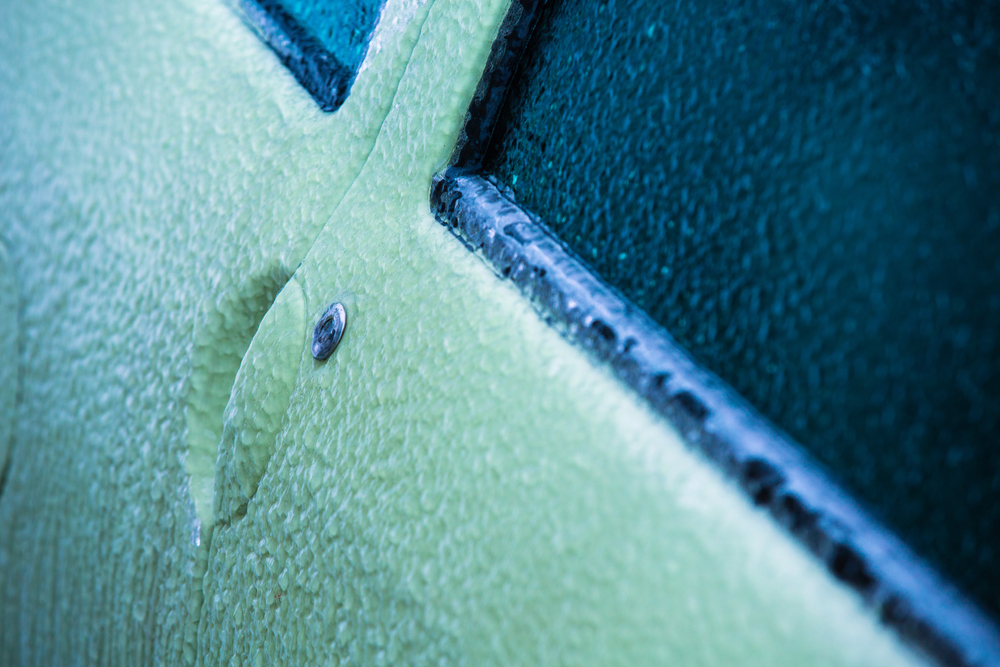 Da li mraz može oštetiti lak na automobilu?